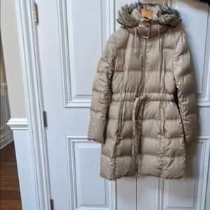 Kenneth Cole Cream Quilted Women Puffer Jacket with Hood and Belt